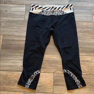 Lululemon Run Inspire Crop 10